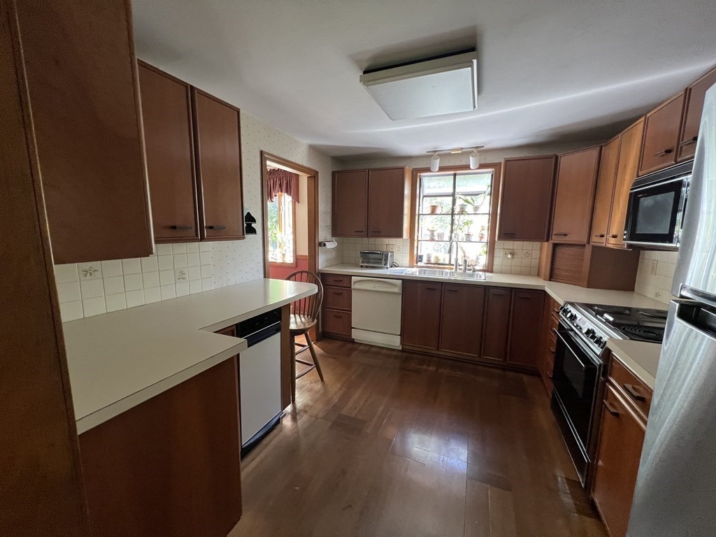 2 Flagg Road Southborough, MA 01772 - Photo 17 of 41 Gallery Image 17