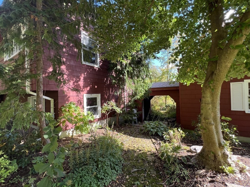2 Flagg Road Southborough, MA 01772 - Photo 10 of 41 Gallery Image 10