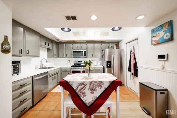 $350,000 | Undisclosed Address, Bakersfield, CA 93309