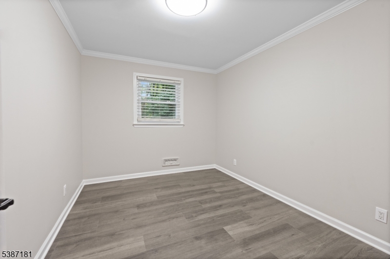 88 Emerson Road Somerset, NJ 08873 - Photo 12 of 34