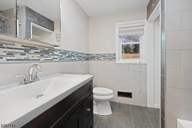 $649,900 | 88 Emerson Road, Somerset, NJ 08873