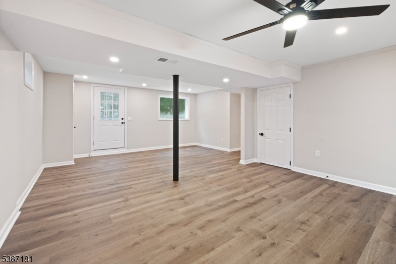 88 Emerson Road Somerset, NJ 08873 - Photo 18 of 34