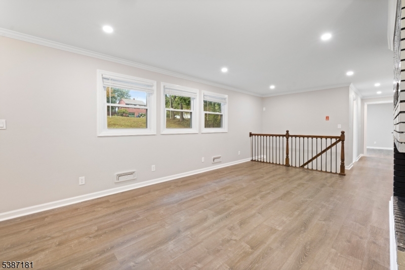 88 Emerson Road Somerset, NJ 08873 - Photo 3 of 34