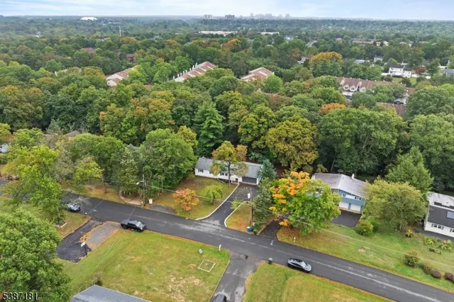 $649,900 | 88 Emerson Road, Somerset, NJ 08873