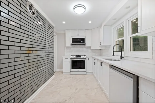 $649,900 | 88 Emerson Road, Somerset, NJ 08873