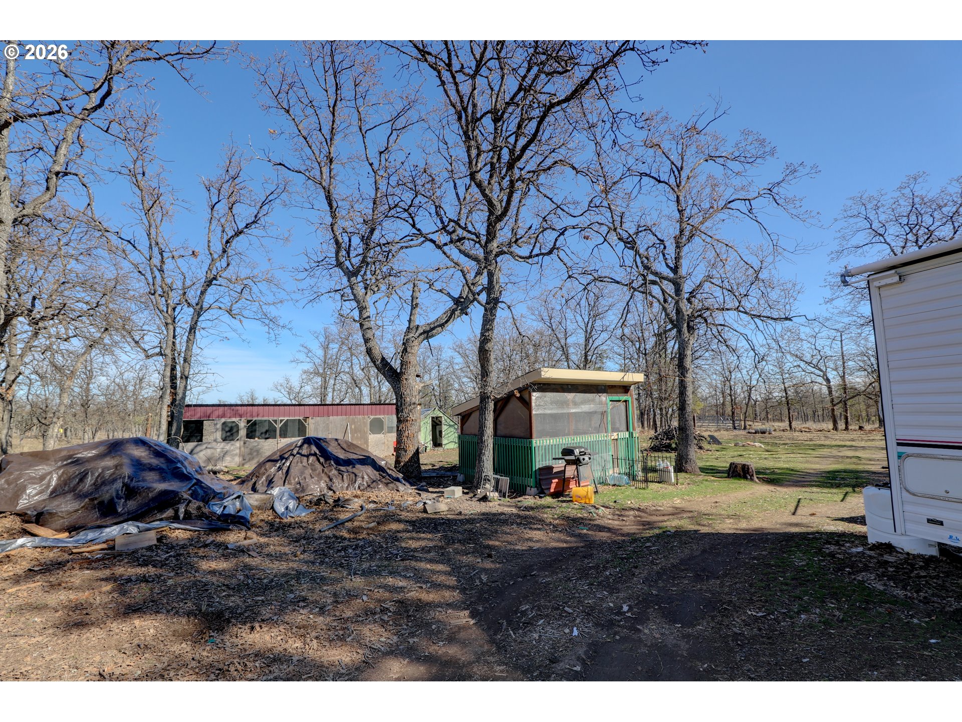 80165 Ridgetop Road Dufur, OR 97021 - Photo 34 of 43 a view of outdoor space with green space