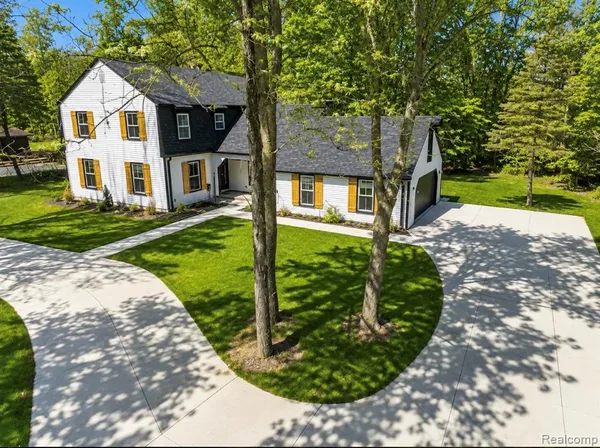 $554,900 | 26914 Pebblestone Street, Southfield, MI 48034