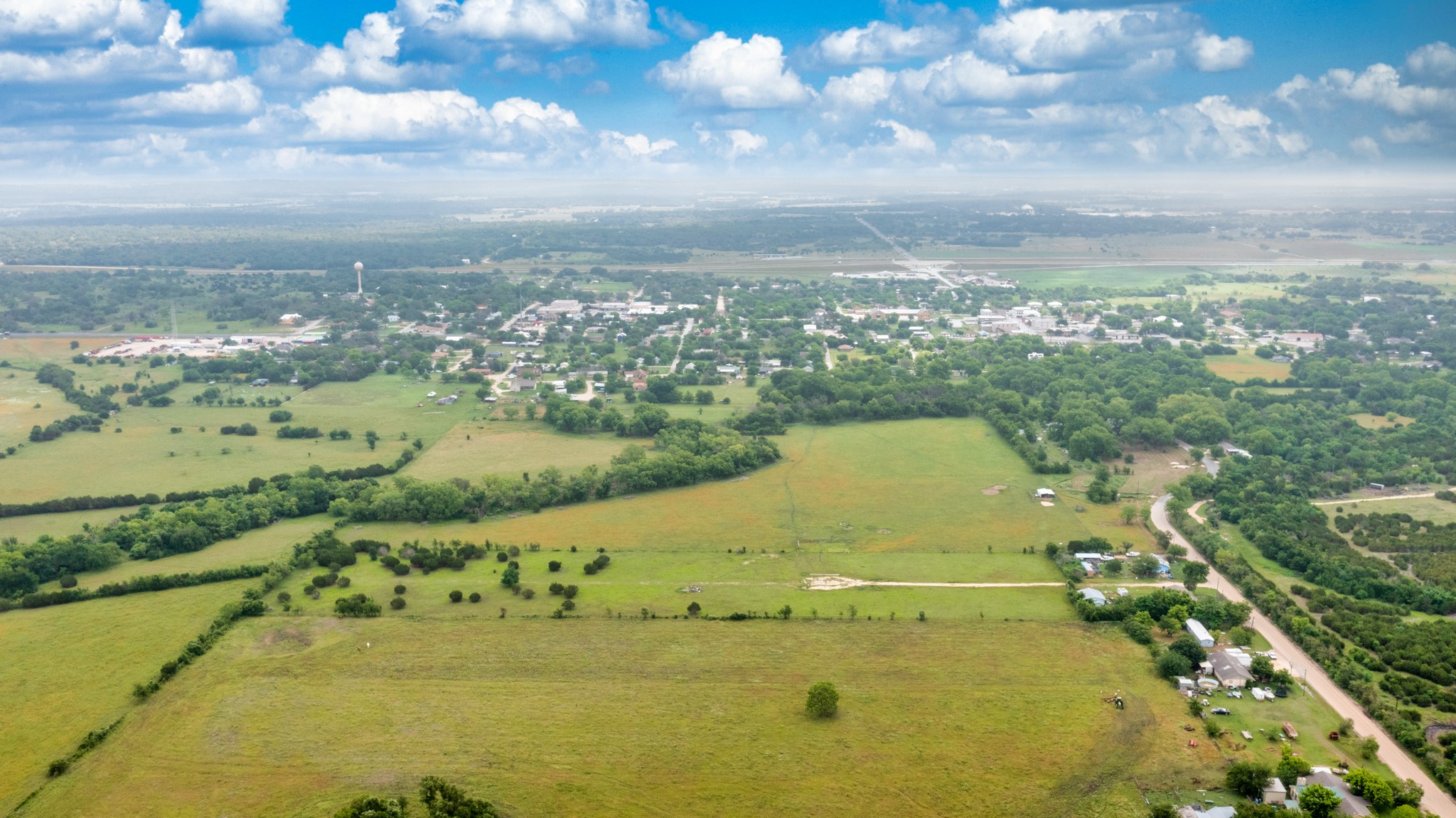 226 County Road 226 Road Florence, TX 76527 - Photo 5 of 15 a view of a city