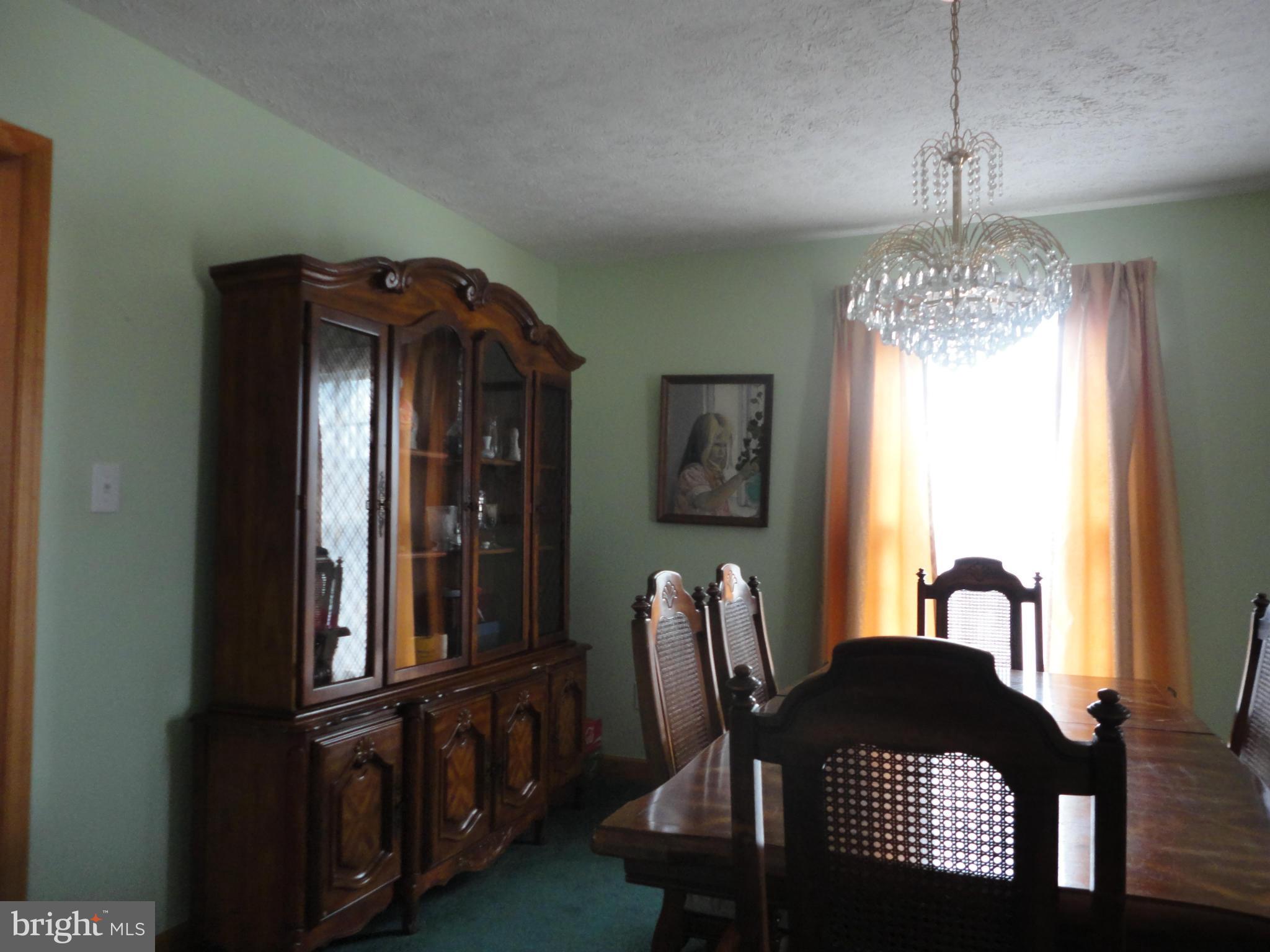 1339 Libby's Ridge Road Berkeley Springs, WV 25411 - Photo 6 of 25 Dining Room