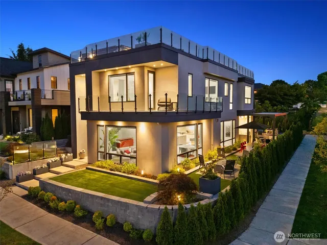 $2,325,000 | 903 North 33rd Place, Renton, WA 98056