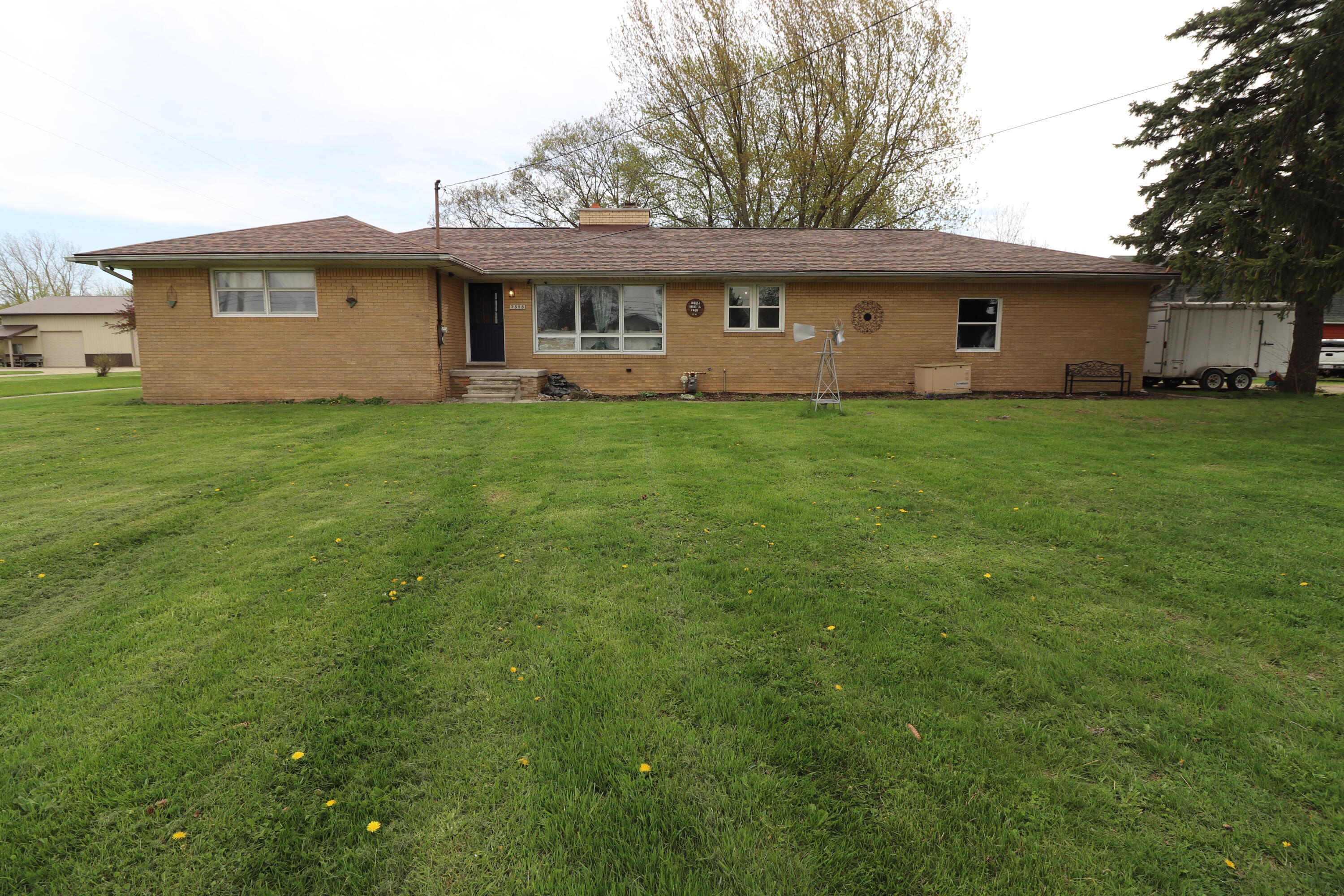2595 Yargerville Road La Salle, MI 48145 - Photo 3 of 37 IMG_9658
