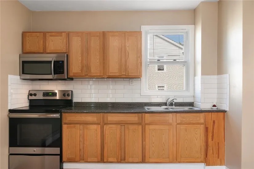 26 Frederick Street Providence, RI 02908 - Photo 22 of 29