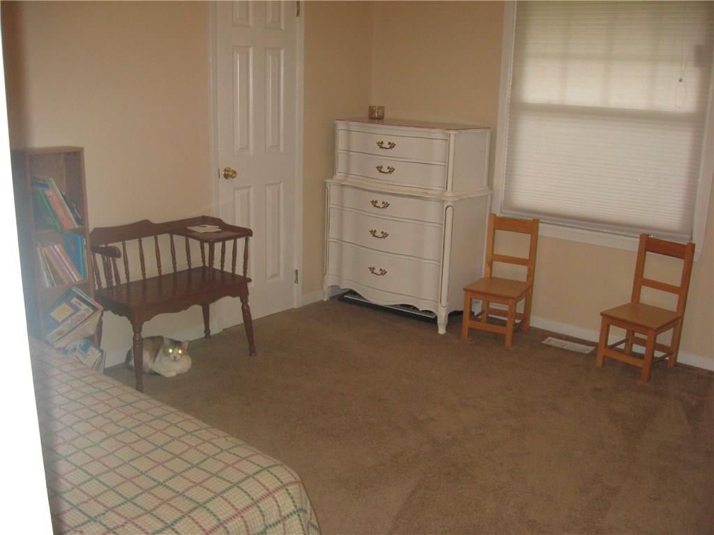 222 Georgetown Road Greenwood, IN 46142 - Photo 11 of 23 Gallery Image 11