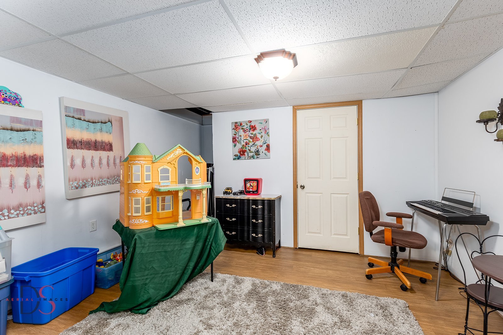 32415 North 600 E Road Streator, IL 61364 - Photo 28 of 44 a view of a room with gym equipment