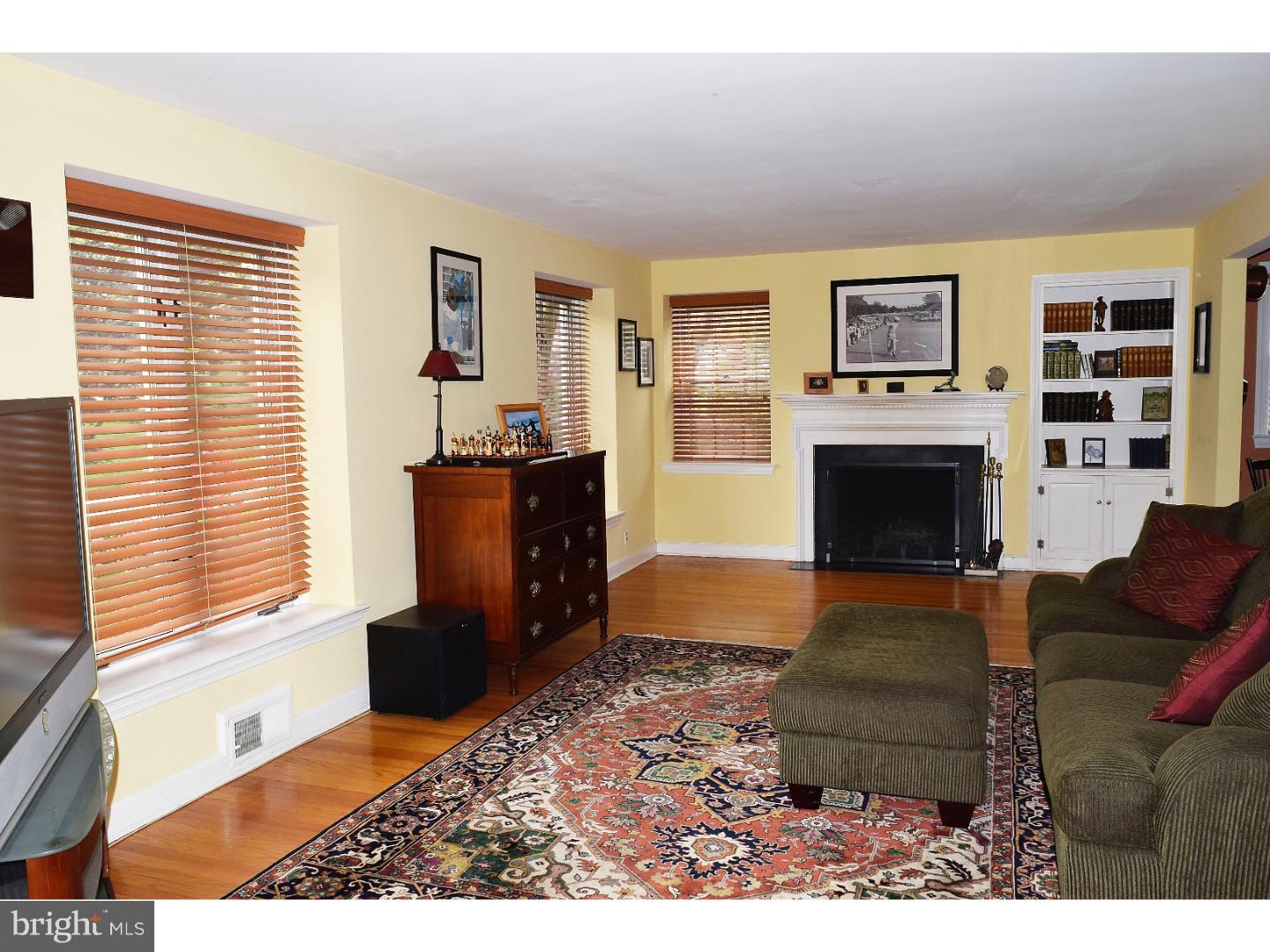 1043 Nicholson Road Wynnewood, PA 19096 - Photo 3 of 24 Living Room