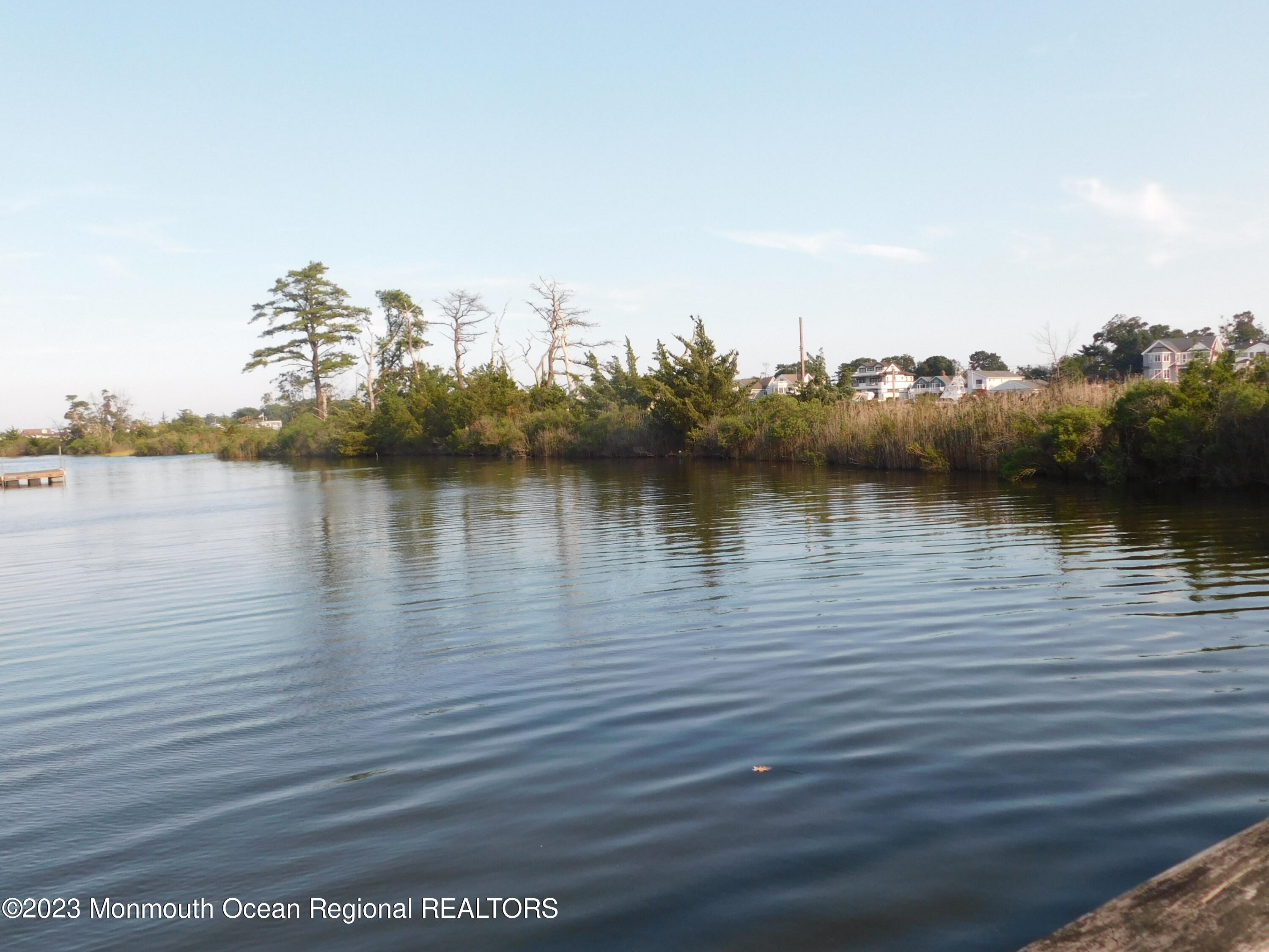 660 Pine Meadow Road Brick, NJ 08724 - Photo 5 of 67 an ocean view with a lake view