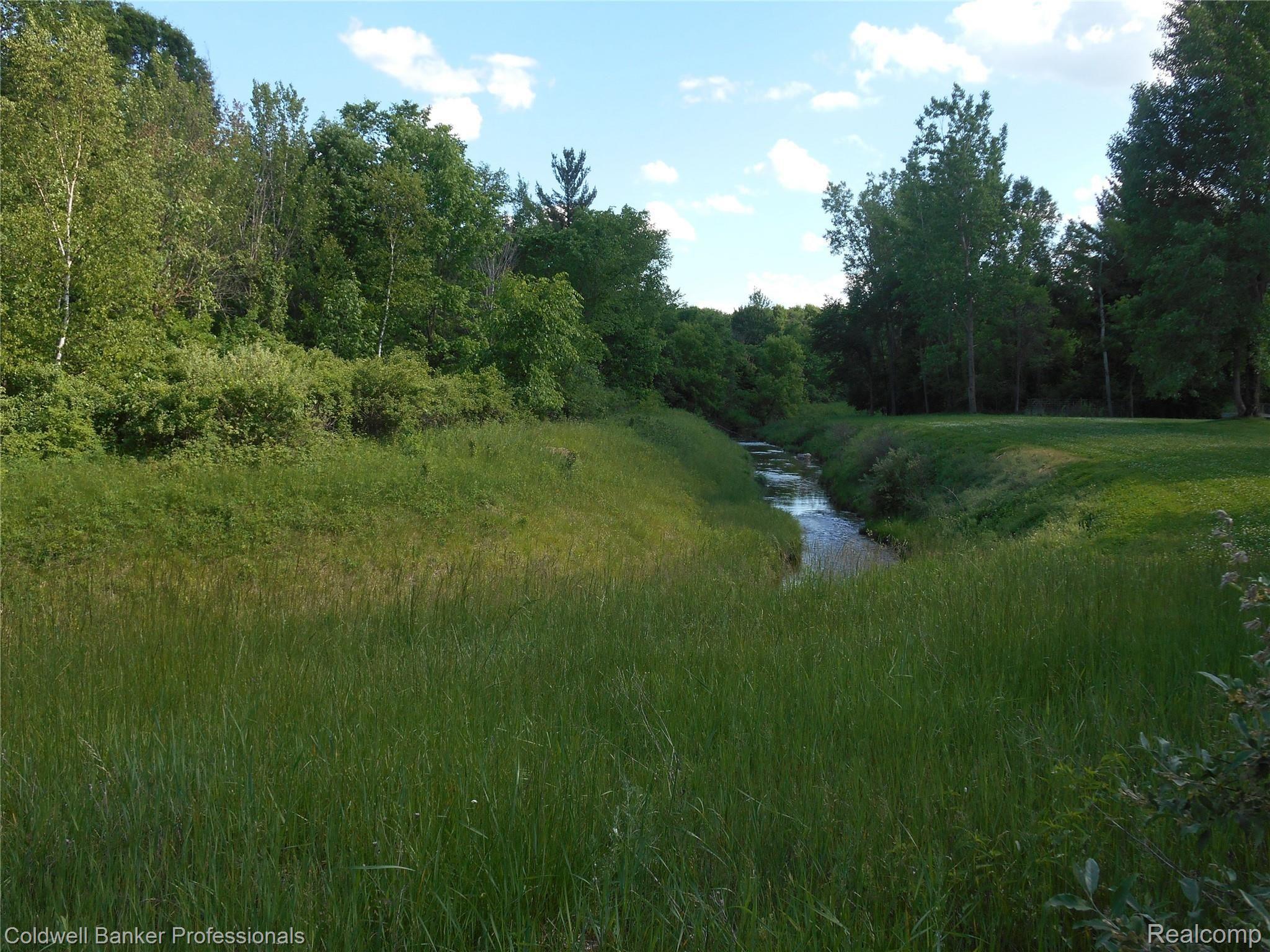 4896 5 Lakes Road North Branch, MI 48461 - Photo 8 of 29 DSCN0645.JPG