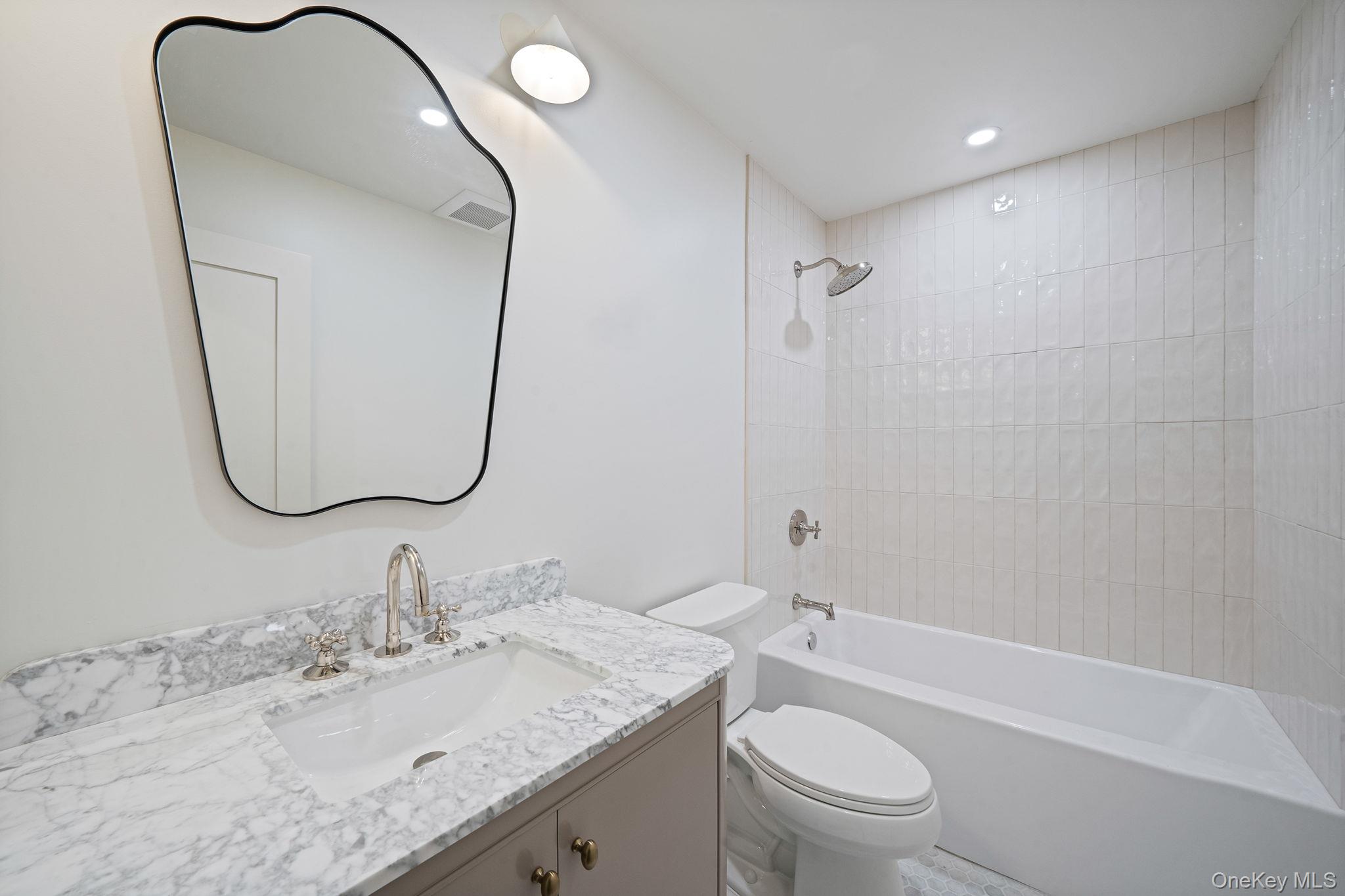 100 Bieselin Road Bellport, NY 11713 - Photo 24 of 45