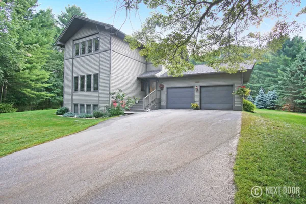 $649,500 | 1414 North Lakeshore Drive, Ludington, MI 49431