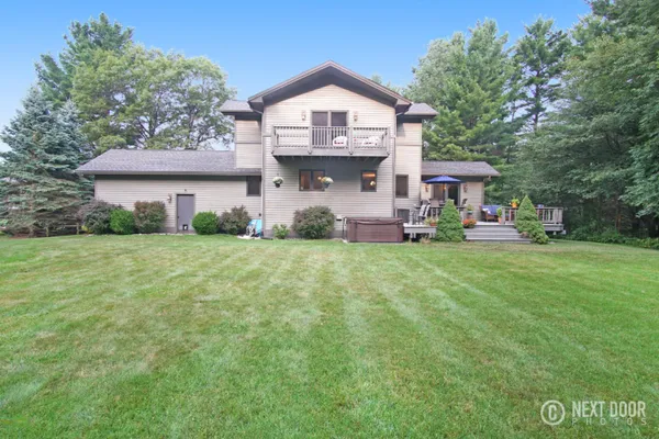 $649,500 | 1414 North Lakeshore Drive, Ludington, MI 49431