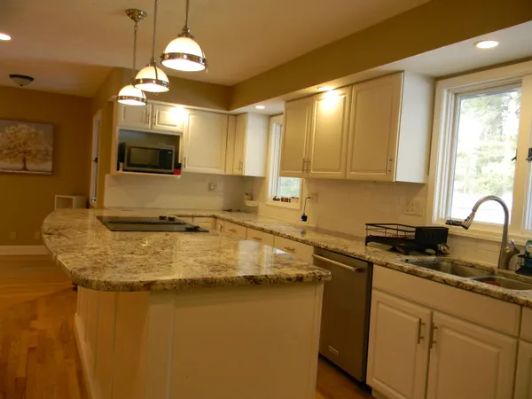 $649,500 | 1414 North Lakeshore Drive, Ludington, MI 49431