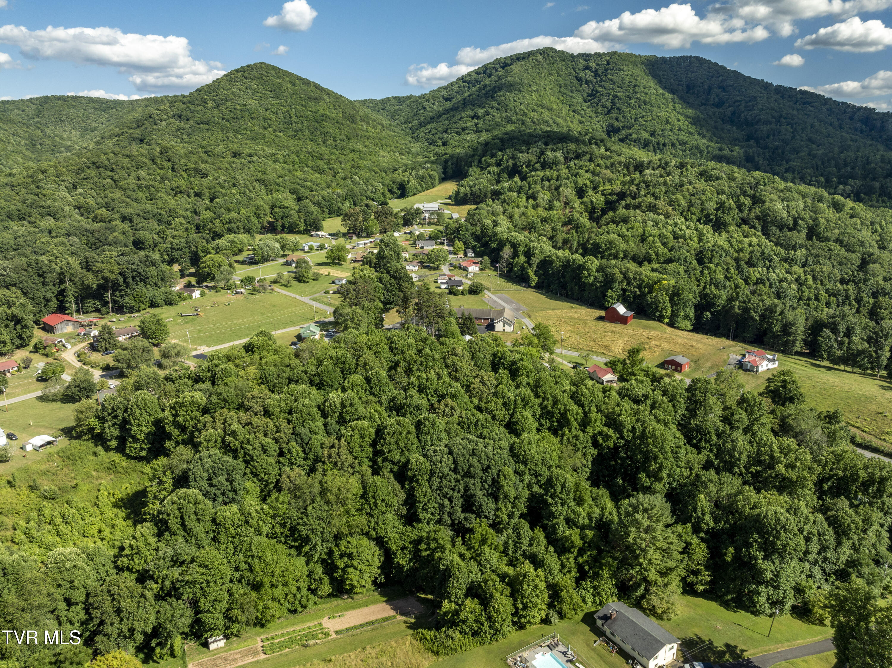 2794 Siam Road Elizabethton, TN 37643 - Photo 44 of 47 siam-aerials-10
