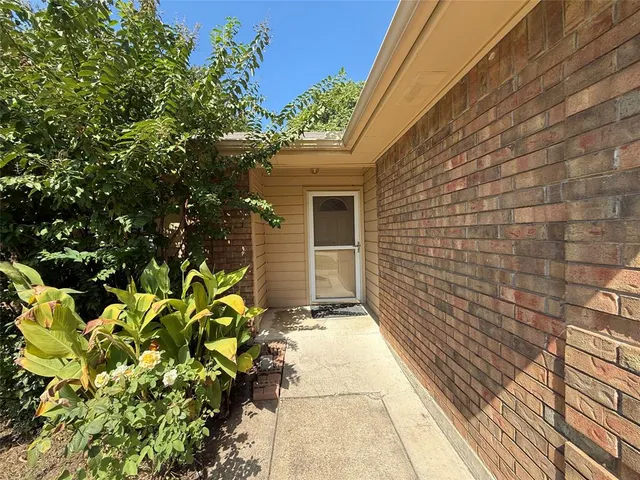 $2,200 | 1420 Superior Drive, Flower Mound, TX 75028