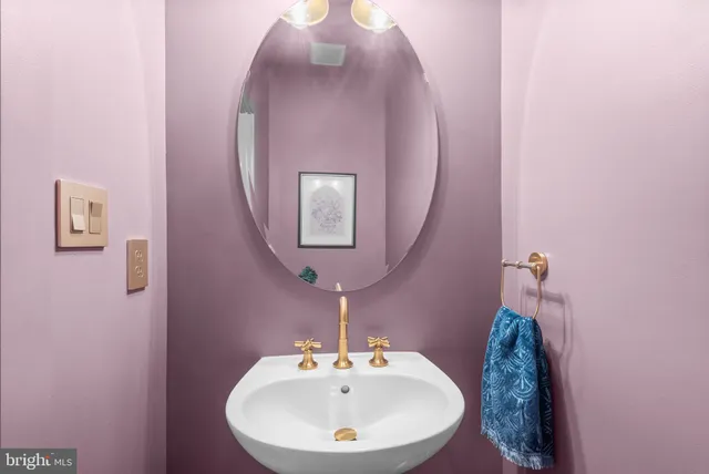 $575,000 | 2503 Nicholson Street, Hyattsville, MD 20782