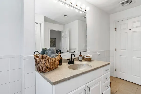 $419,000 | 66 Plummer Avenue, Unit 3, Winthrop, MA 02152