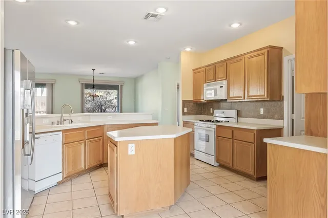 $424,900 | 3637 Cottage Stream Court, Laughlin, NV 89029