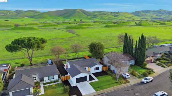 $849,899 | 1832 Elkwood Drive, Concord, CA 94519