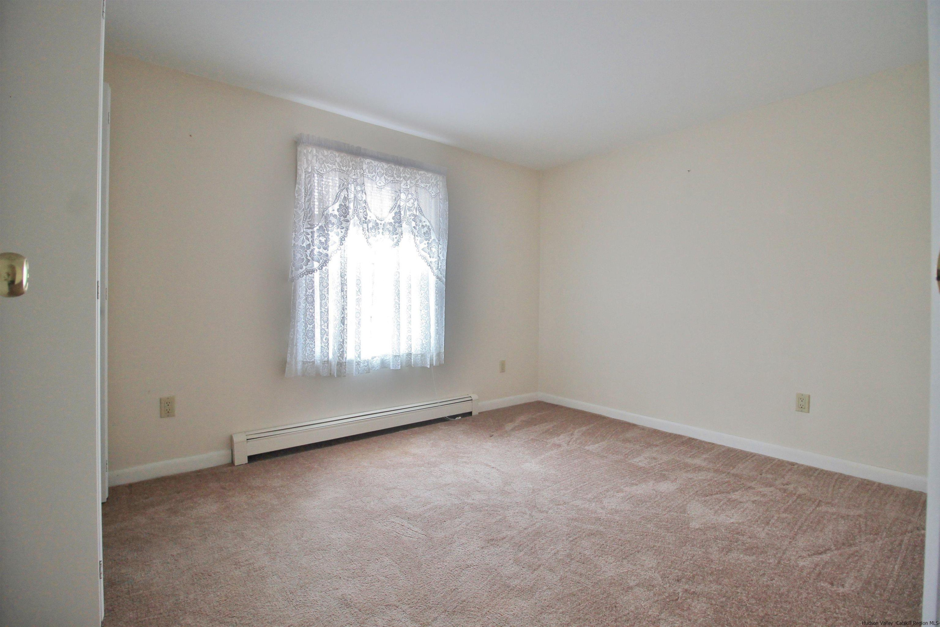 8 Pawan Circle Lake Katrine, NY 12449 - Photo 11 of 28 an empty room with a window