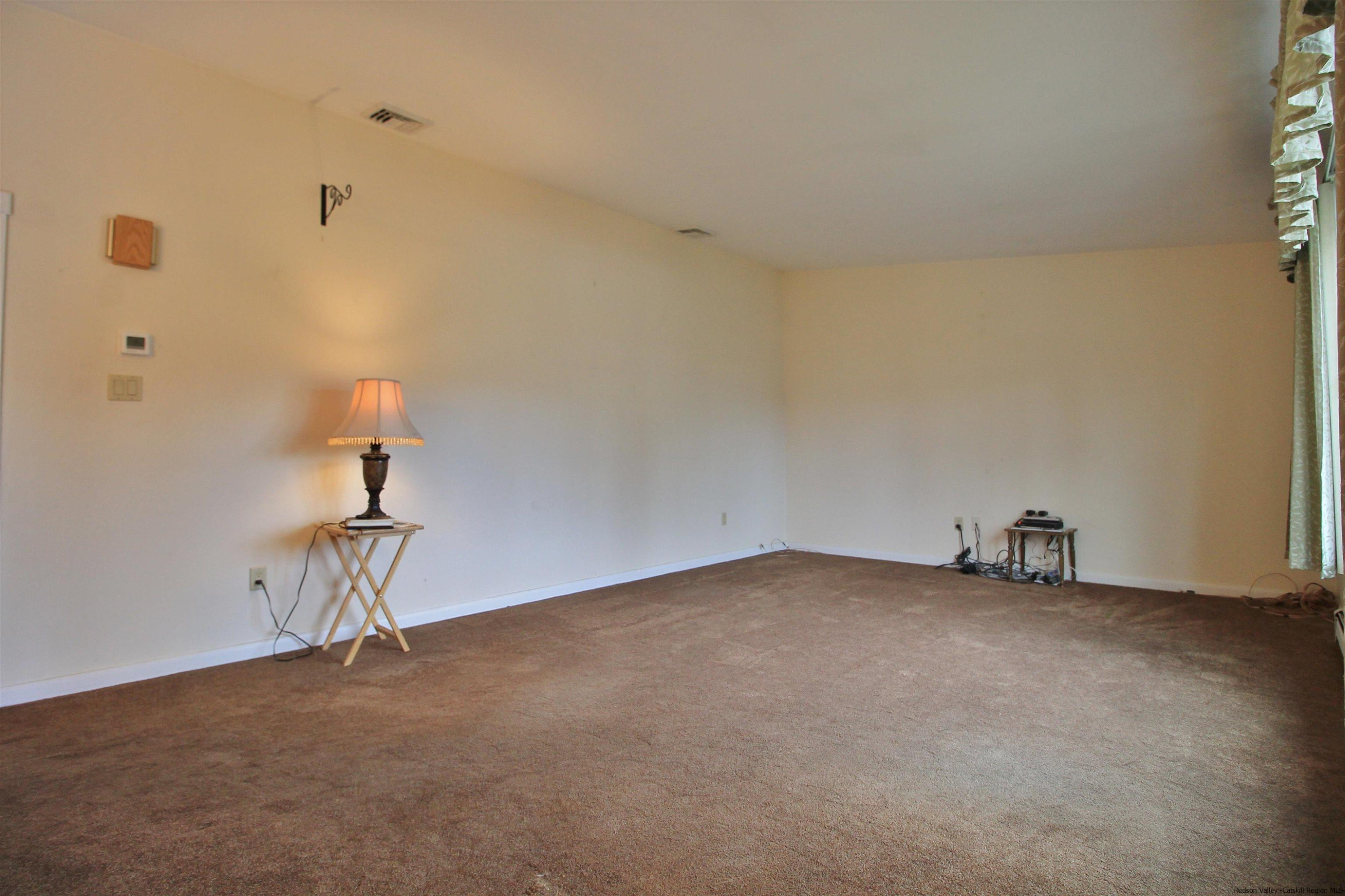 8 Pawan Circle Lake Katrine, NY 12449 - Photo 5 of 28 a very nice looking room with a window