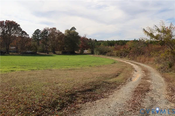 $135,000 | 122 Dogwood Lane, Kenbridge, VA 23944