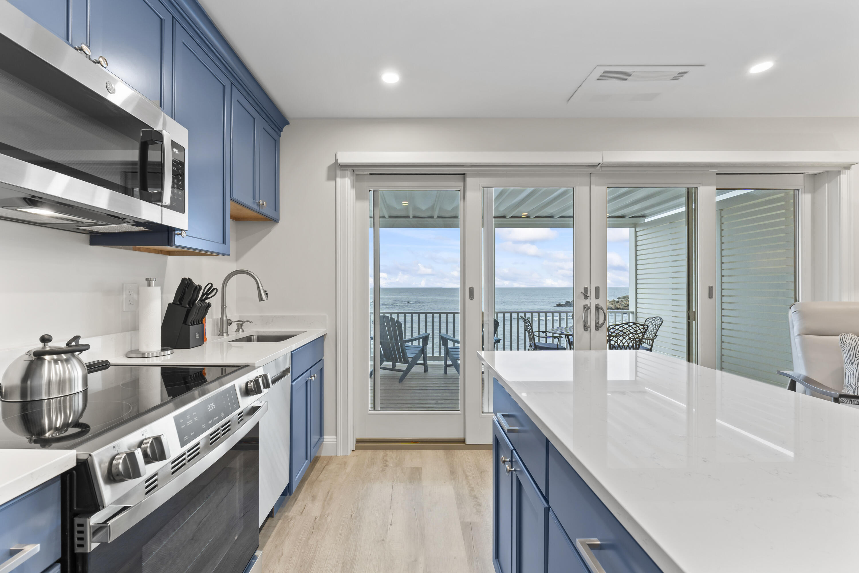 117 Perkins Cove Road Ogunquit, ME 03907 - Photo 27 of 60