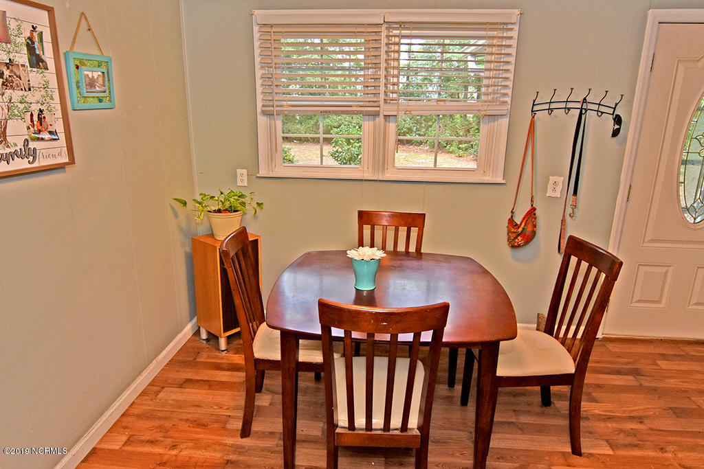 7804 Myrtle Grove Road Wilmington, NC 28409 - Photo 6 of 35 Dining
