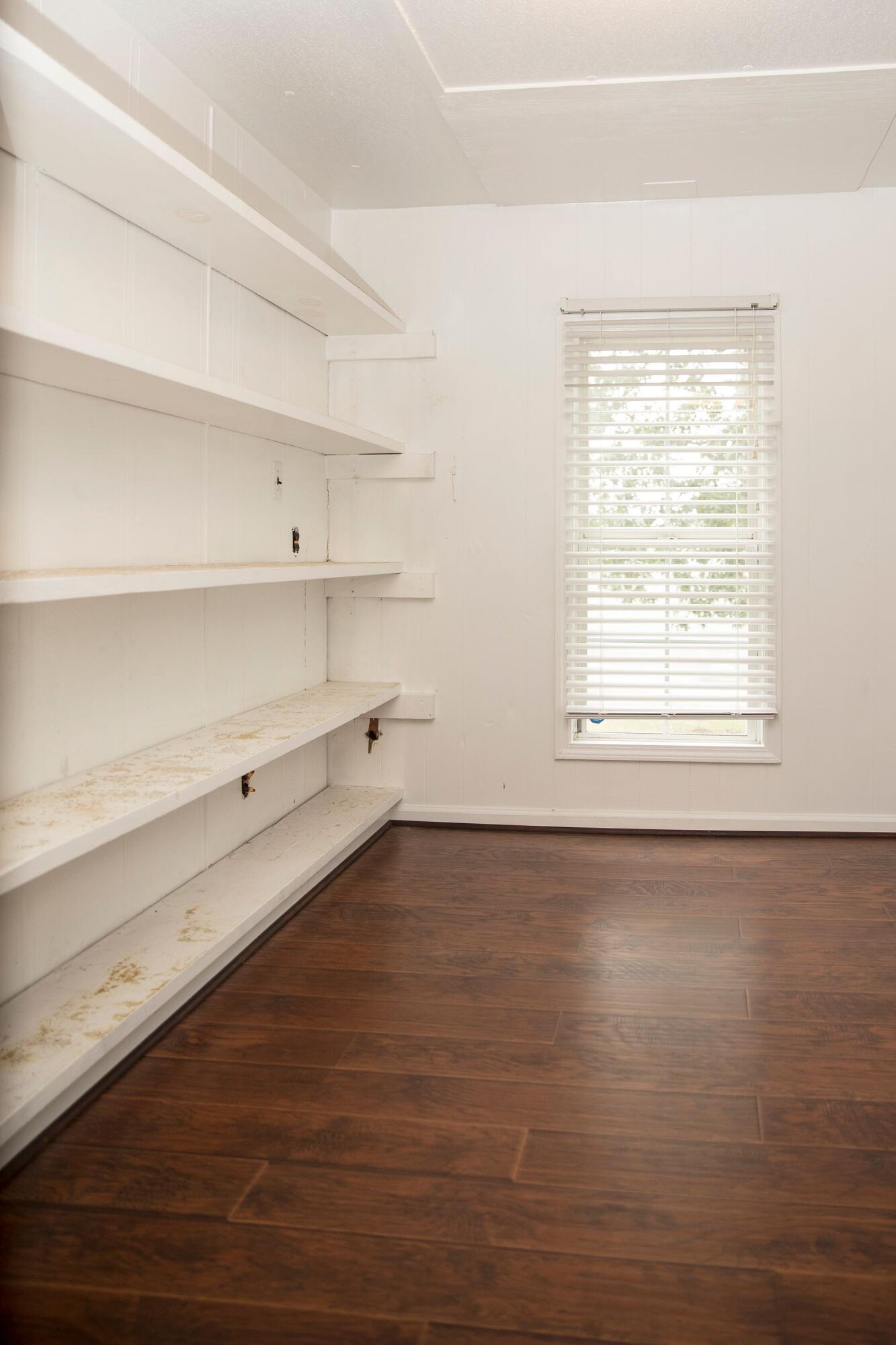 10028 West Emory Road Knoxville, TN 37931 - Photo 8 of 22 w4xRaKnA