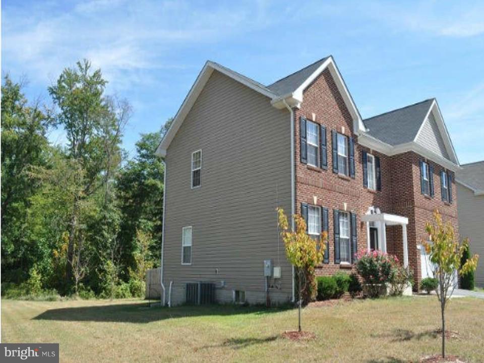 8818 Tall Cedars Lane Clinton, MD 20735 - Photo 11 of 23 Exterior (General)