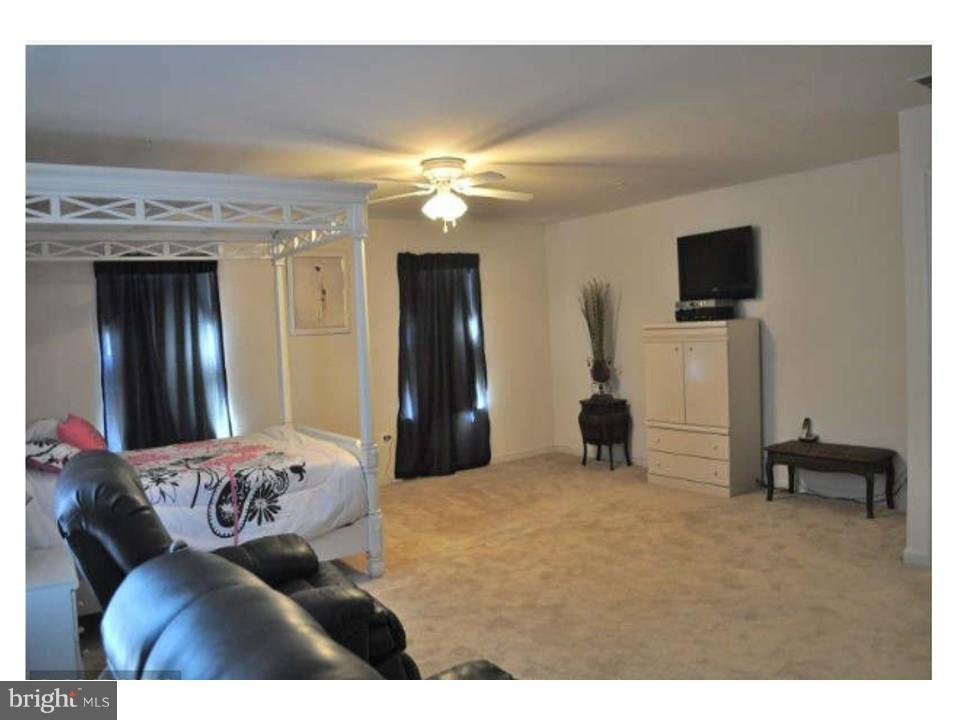 8818 Tall Cedars Lane Clinton, MD 20735 - Photo 7 of 23 Bedroom (Master)