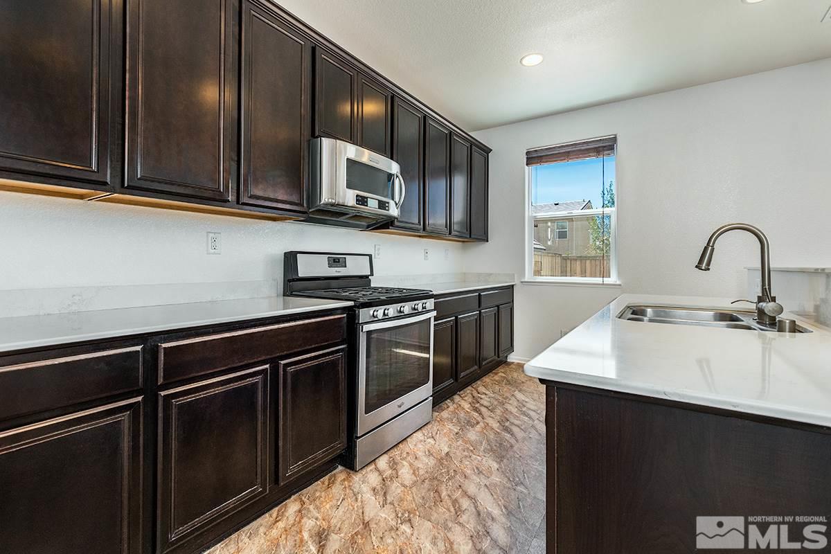 11585 Verazae Drive Reno, NV 89521 - Photo 5 of 23 Photo 5