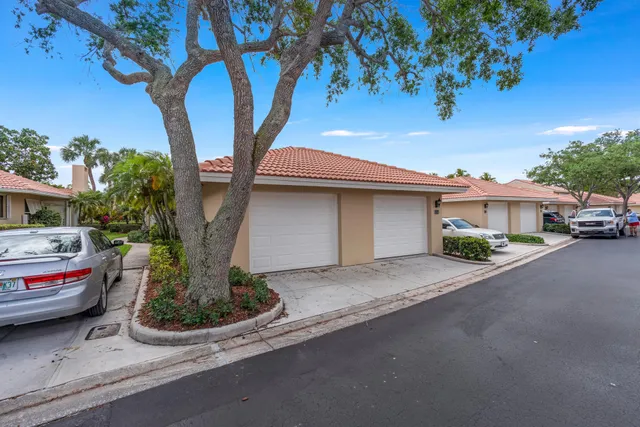 $6,000 | 135 Old Meadow Way, Palm Beach Gardens, FL 33418