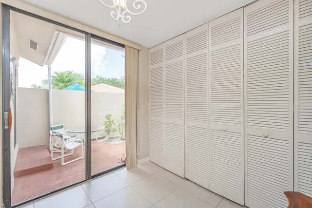 $6,000 | 135 Old Meadow Way, Palm Beach Gardens, FL 33418