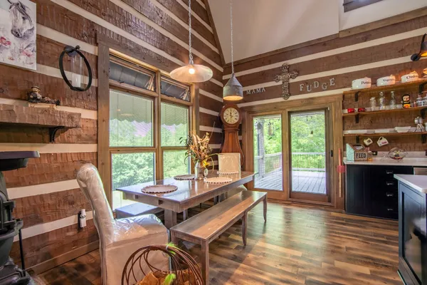$736,000 | 102 Highwater Road, Waverly, TN 37185