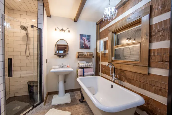 $736,000 | 102 Highwater Road, Waverly, TN 37185