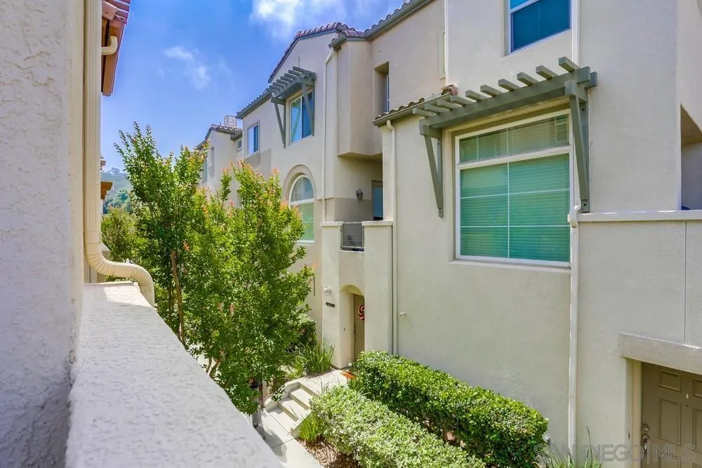 455 Almond Road San Marcos, CA 92078 - Photo 19 of 35 Gallery Image 19