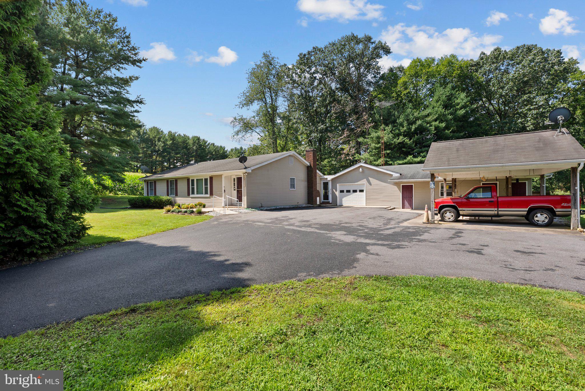 824 Cherrytown Road Westminster, MD 21158 - Photo 2 of 38 Gallery Image 2