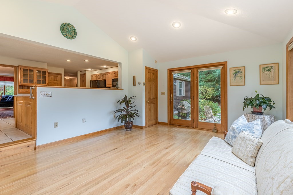 511 Chadwick Road Haverhill, MA 01835 - Photo 20 of 36 Gallery Image 20