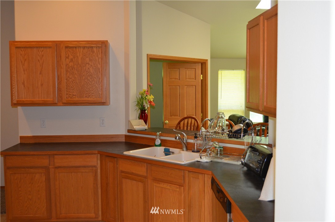 2581 Southwest Ritchie Drive Port Orchard, WA 98367 - Photo 9 of 22 Gallery Image 9