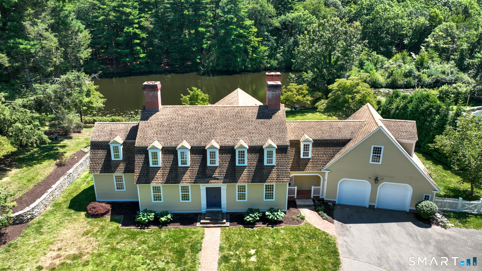 712 Spring Street Manchester, CT 06040 - Photo 3 of 40 Gallery Image 3
