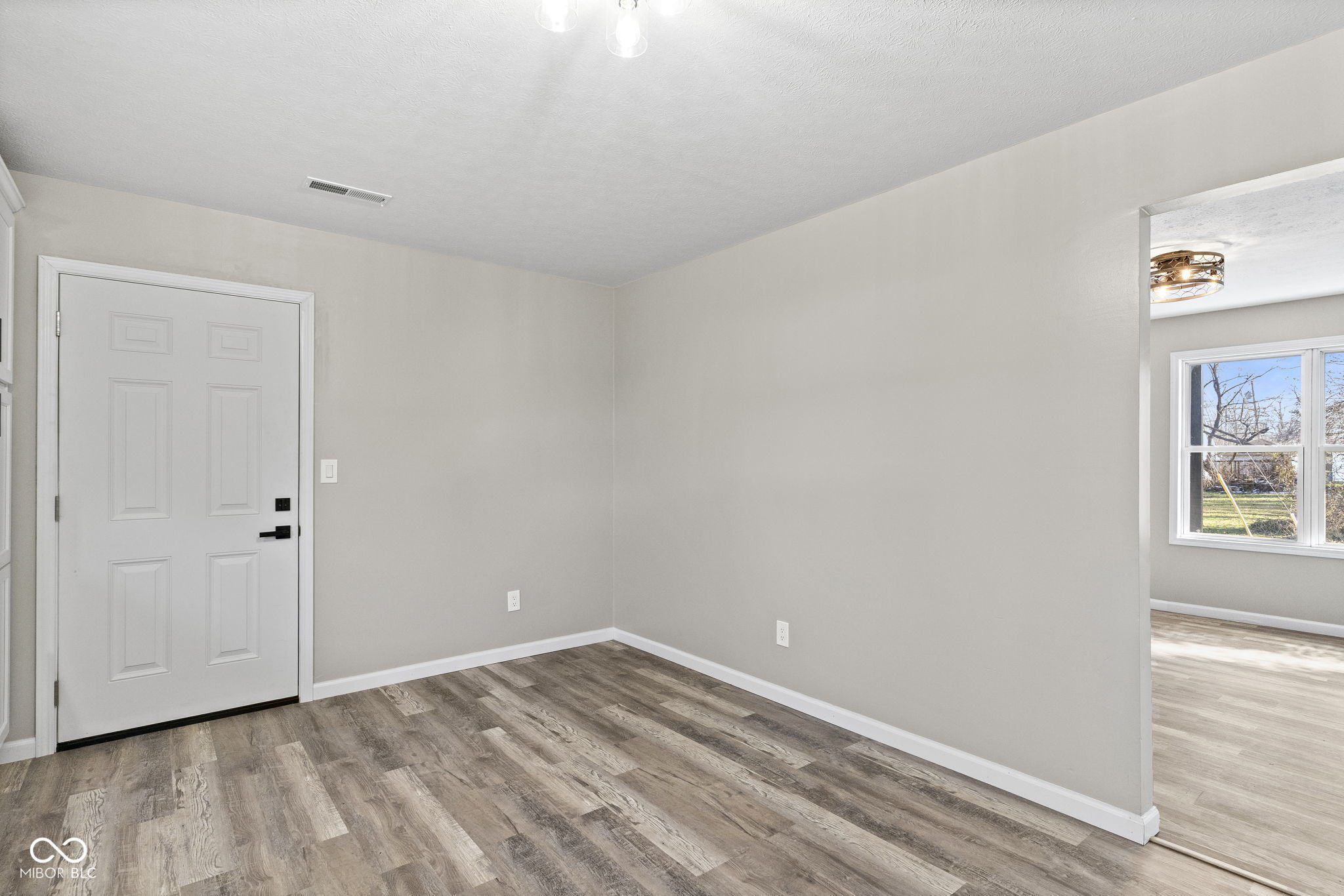 230 South 4th Street Austin, IN 47102 - Photo 11 of 24